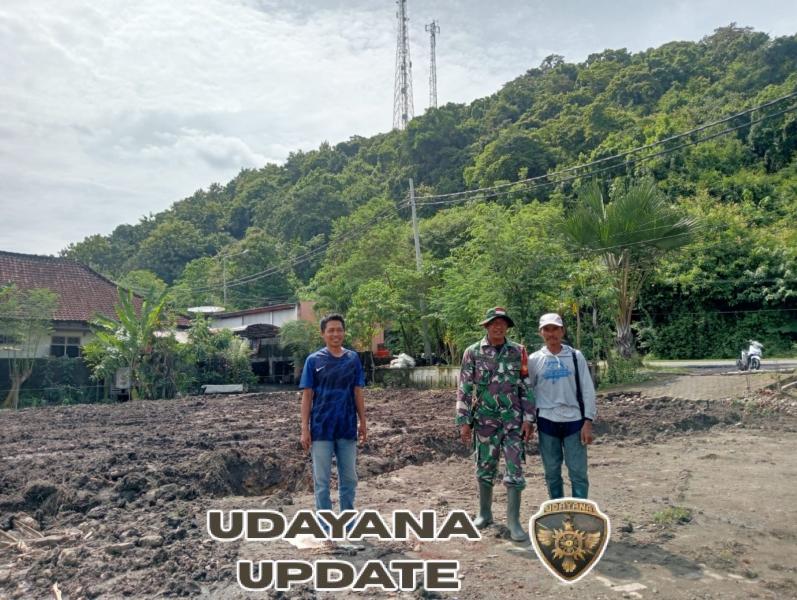 Babinsa Desa Beru Kawal Pembangunan Koperasi Merah Putih