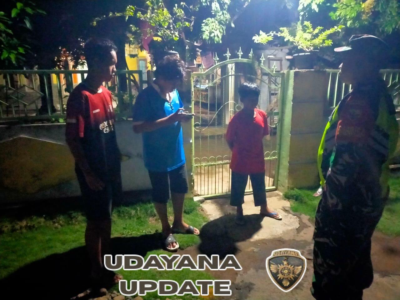 Babinsa Sambelia Gelar Patroli Malam, Perkuat Sinergi Jaga Kamtibmas