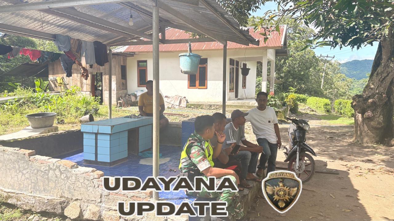 Babinsa Koramil 1602-04/Maurole Laksanakan Pamwil dan Komsos di Desa Aewora