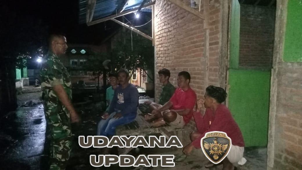 Babinsa Koramil 1614-01/Dompu Gelar Ronda Malam Bersama Karang Taruna