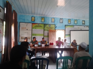Babinsa Desa Seran Hadiri PAW Pejabat BPD Dusun Lenang Datu