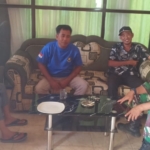 Babinsa Desa Poto Tano Intensifkan Monitoring Wilayah dan Komsos