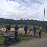 Babinsa Katikutana Dampingi BPN Laksanakan Pengukuran Tanah di Desa Wairasa