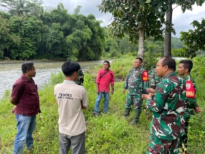 Dandim 1603/Sikka Tinjau Lokasi Rencana Pembangunan Jembatan Gantung di Dusun Blau Klemot