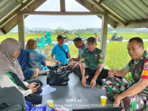 Babinsa Koramil 1628-01/Taliwang Ikuti Zoom Meeting Swasembada Pangan Bersama Presiden RI