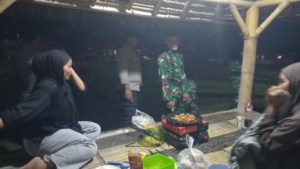 Patroli Gabungan TNI–Polri Amankan Malam Tahun Baru 2026 di Pantai Gili Dua Sekongkang