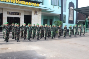 Dandim Gianyar Pimpin Apel Siaga, Pastikan Malam Tahun Baru 2026 Aman dan Kondusif