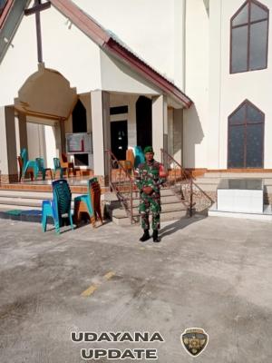 Babinsa Koramil 1627-03/Batutua Amankan Ibadah 01 Januari 2026 di Gereja Eklesia Oehandi