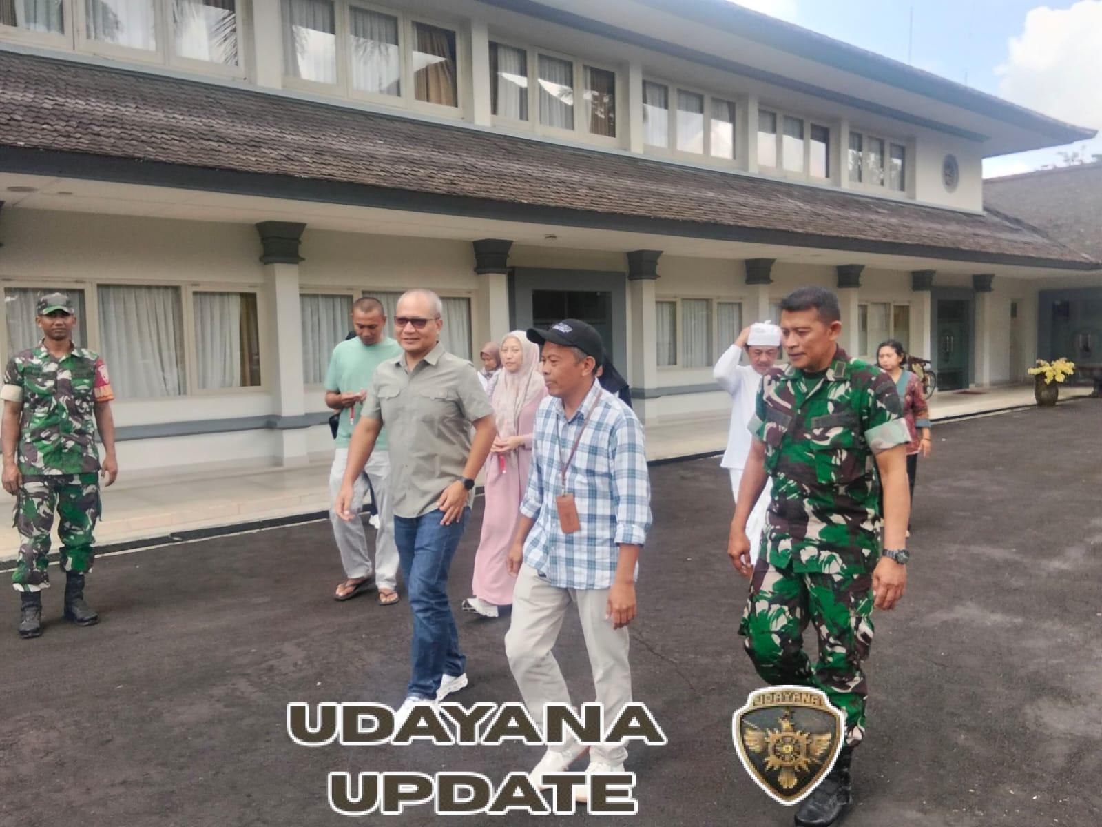 Danramil Tegallalang dan Tampaksiring Dampingi Kunjungan Wisata Aspers Kasdam IX/Udayana