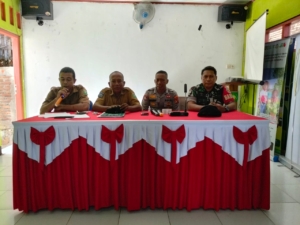 ‎Perkuat Kemitraan, Babinsa Hadiri Rakor Internal Desa Orong Bawa ‎