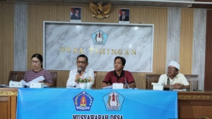 Babinsa Tihingan Atensi Musdes Penetapan APBDes 2026