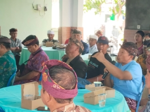 Danramil 1609-03/Seririt Pimpin Sosialisasi Percepatan Pembangunan Koperasi Desa/Kelurahan Merah Putih