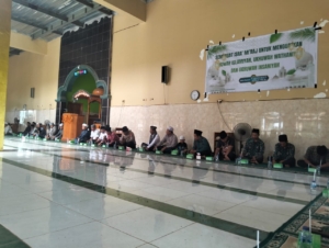 Babinsa Suka Damai Hadiri Isra’ Mi’raj, Ajak Warga Perkuat Ukhuwah