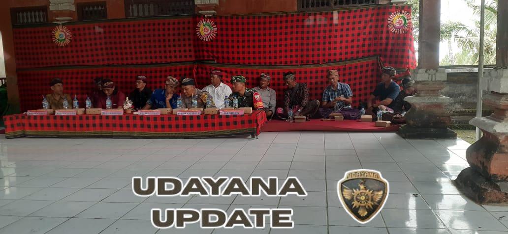 Dampingi Pengelolaan Ekonomi Desa, Babinsa Pergung Kawal Pra RAT LPD Amerta Sedana