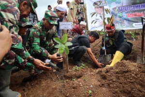 ‎Dari Aksi Menanam hingga Menjaga Kehidupan, Dandim 1607/Sumbawa Hadir Bersama Unsur Forkopimda