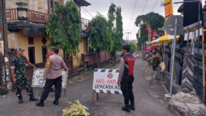 Kompak Dan Solid, Aparat Keamanan Di Lembongan Gelar Pengamanan Upacara Keagamaan