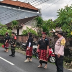 Aparat TNI Polri Dan Pecalang Di Desa Tihingan Gelar Pengamanan Upacara Pitra Yadnya