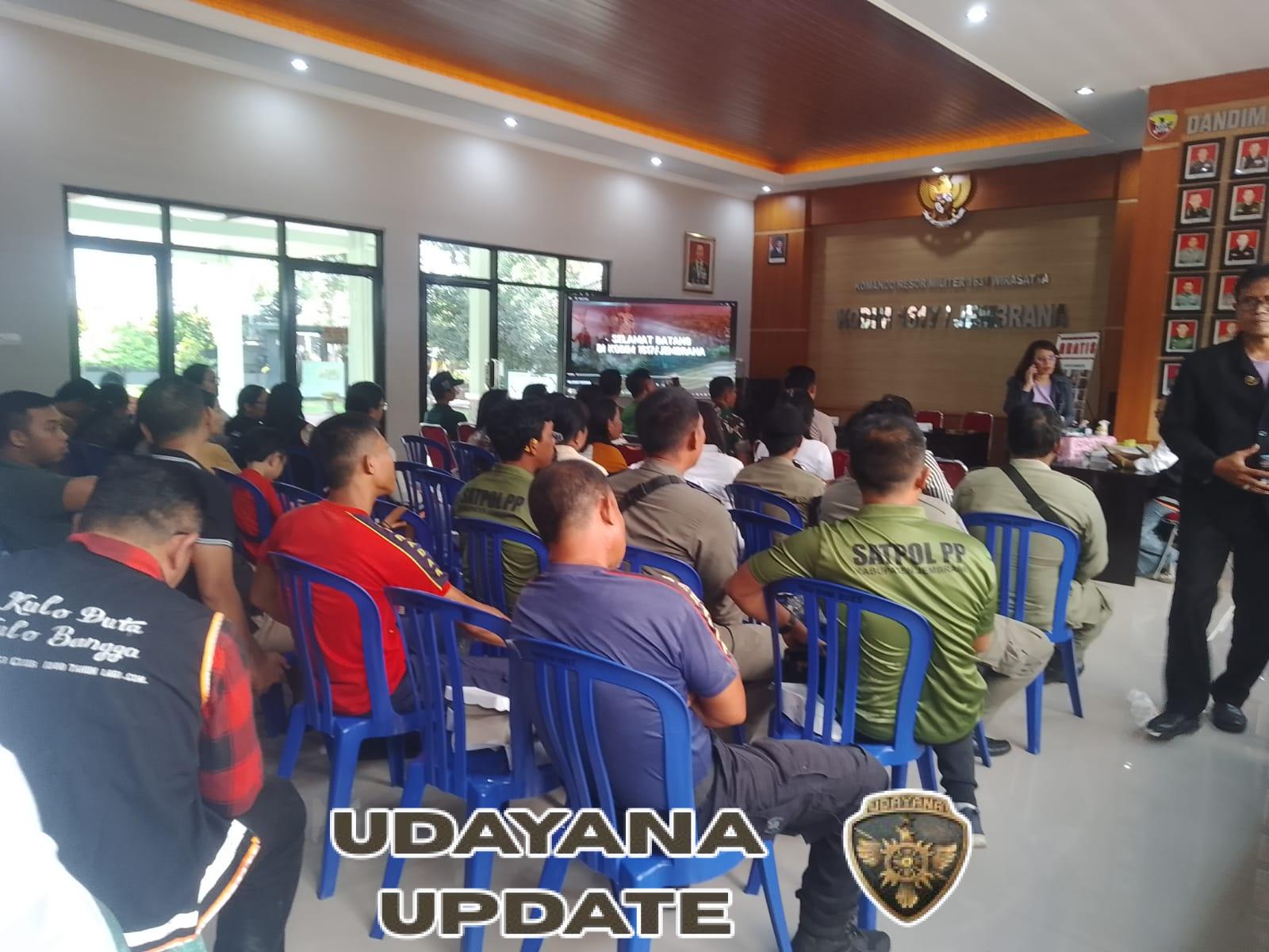 Kodim 1617/Jembrana Gandeng MGI Bali Gelar Pemeriksaan Mata Gratis dan Donasi Kacamata Glaukoma