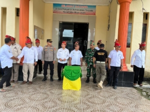‎Kirab Pataka Tiba di Moyo Utara, Koramil Moyo Hilir Dukung Kelancaran dan Kekhidmatan Acara