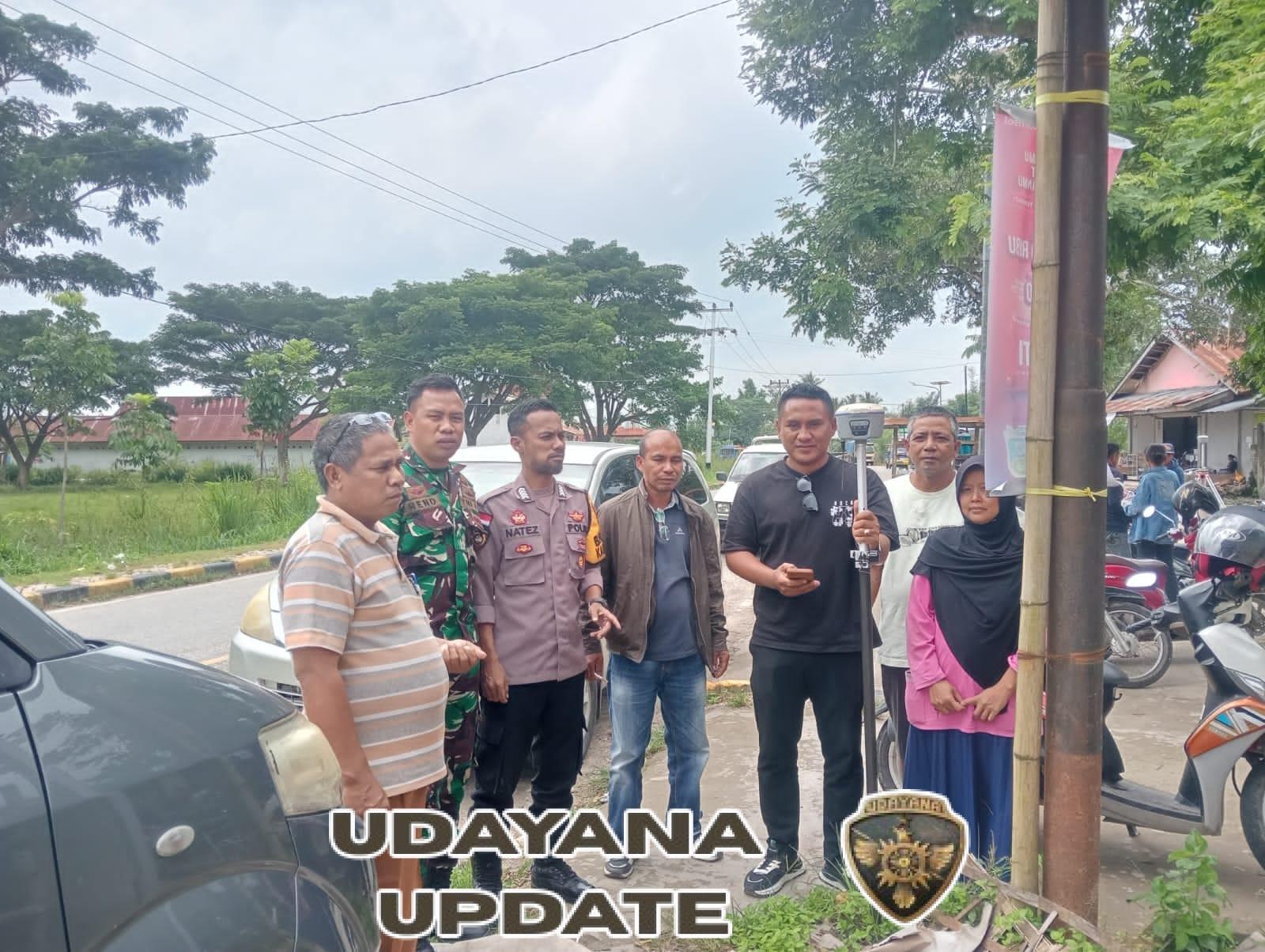 Babinsa Bersama Aparat Terkait Laksanakan Pengukuran Tanah di Wilayah Lewa Paku