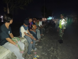 Sosialisasi Keselamatan Berlalu Lintas dan Ketertiban Masyarakat Menjadi Fokus Patroli Babinsa