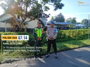 Babinsa Koramil 1625-01/Bajawa Amankan Misa Tahun Baru 2026 di Kapela St. Paulus Waepana