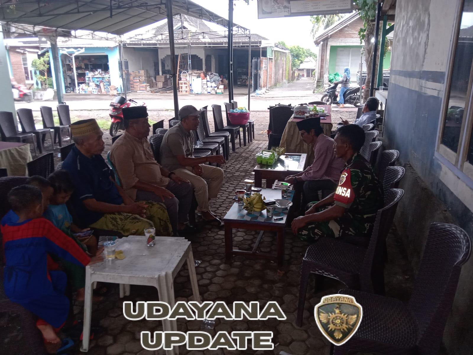 Pererat Silaturahmi, Babinsa Desa Kadindi Barat Laksanakan Komsos Bersama Warga