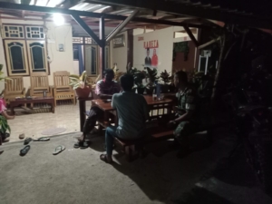 Koptu Fahrurrozi Laksanakan Patroli Wilayah, Imbau Warga Jaga Kamtibmas