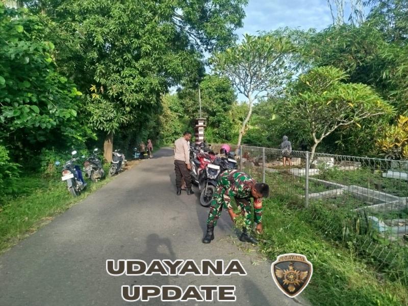 Wujud Kepedulian Lingkungan, Koramil 1628-01/Taliwang Gelar Gotong Royong TPU