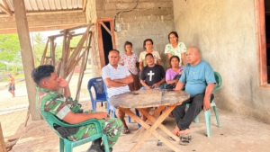 Perkuat Kamtibmas, Babinsa Kotabaru Sambangi Warga Desa Ndondo