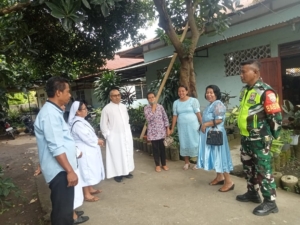 TNI-AD Tegaskan Kemanunggalan dengan Masyarakat Melalui Komsos di Rewarangga Selatan