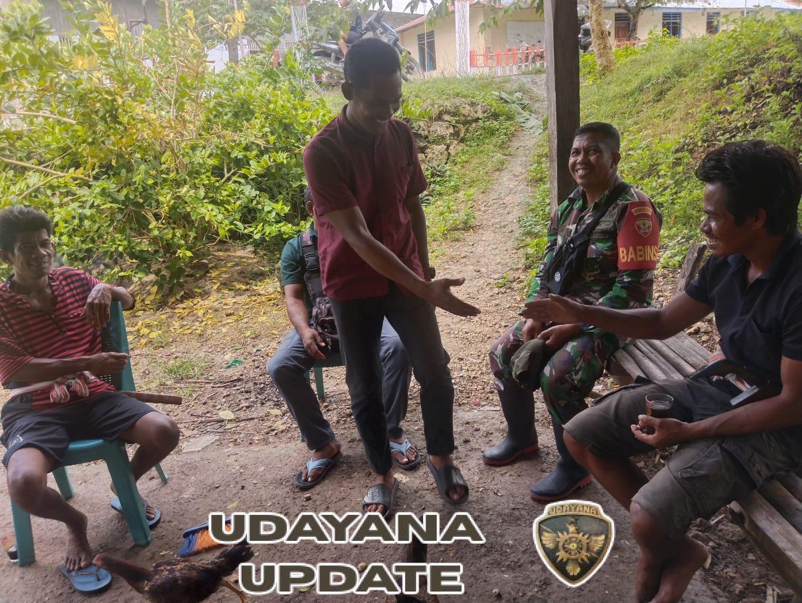 Babinsa Koramil 02/Walakaka Bersama Bhabinkamtibmas Jalin Kedekatan dengan Masyarakat