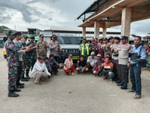 Danramil 1608-04/Woha Pimpin Safari Mobil Maung Bersama Muspika Tiga Kecamatan