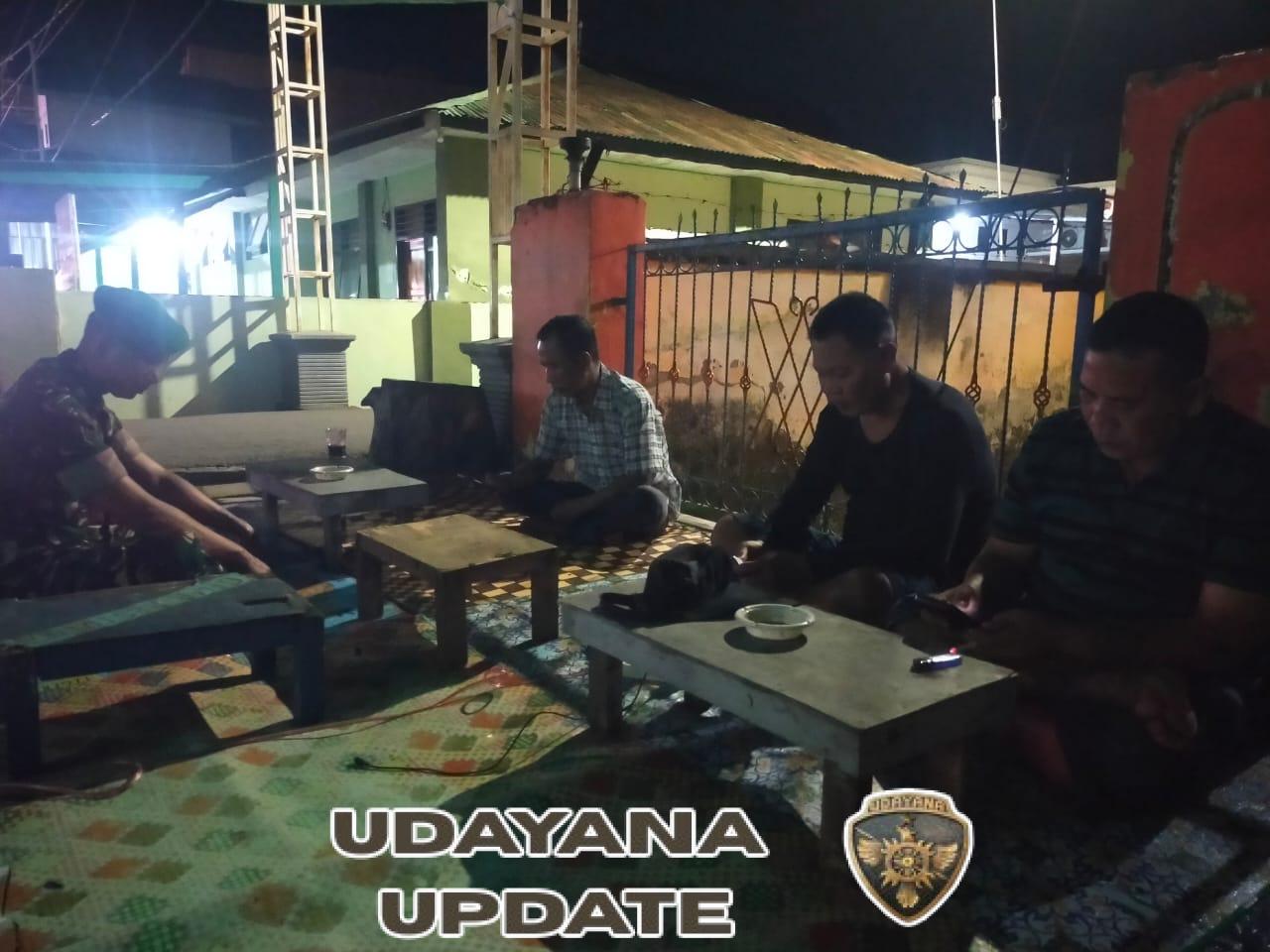 Babinsa Taliwang Tingkatkan Keamanan Lewat Patroli Malam Hari