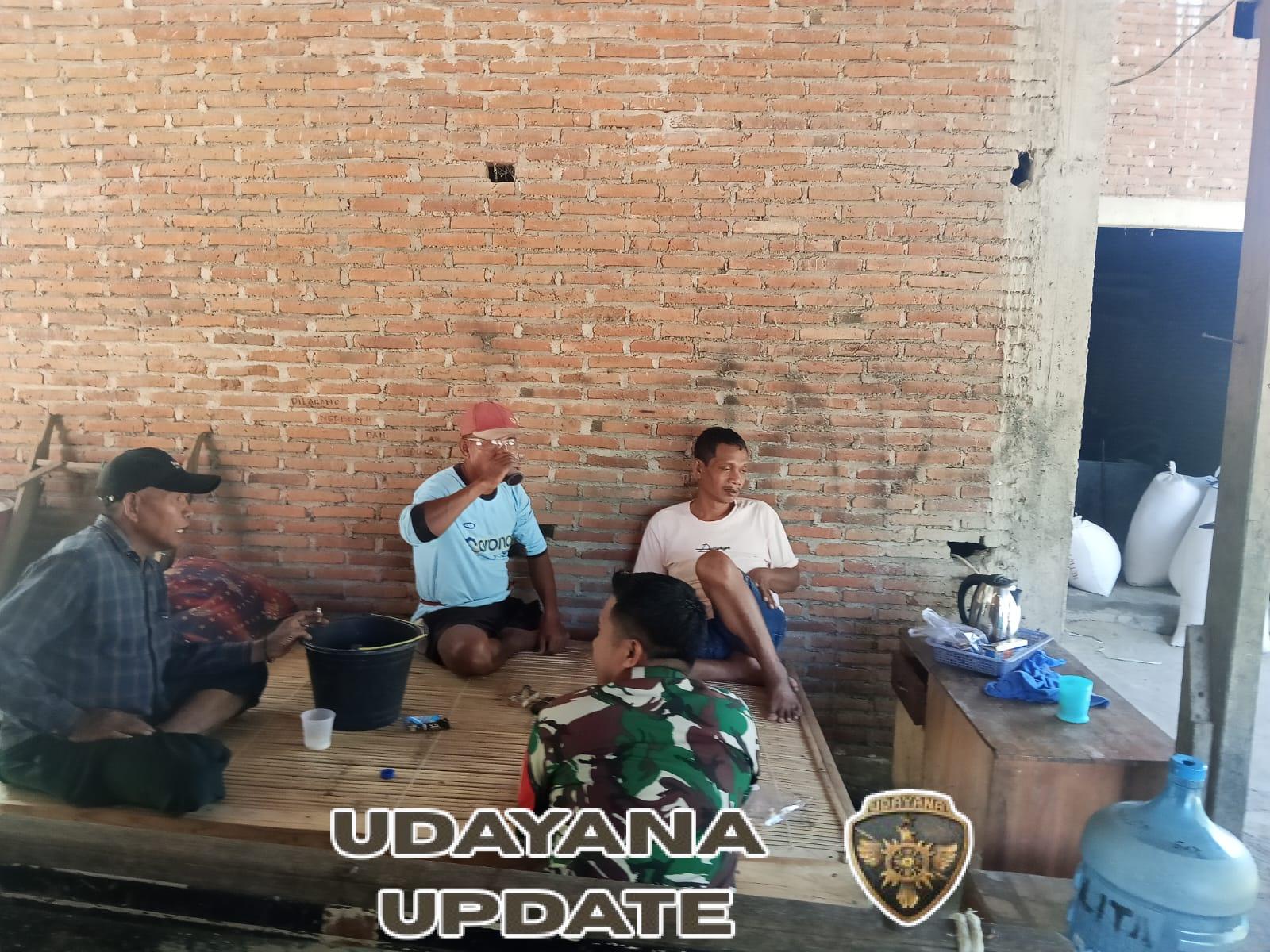 Babinsa Desa Belo Perkuat Kedekatan dengan Warga melalui Komsos