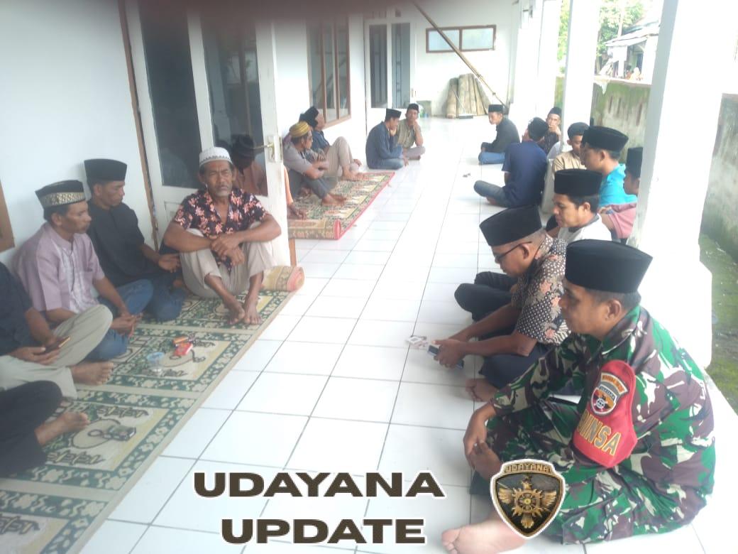 Sedekah Orong Desa Desaloka, Babinsa Serda Sayuti Pererat Kebersamaan dengan Warga