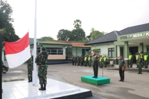 Kodim 1604 Kupang Gelar Upacara Bendera Mingguan