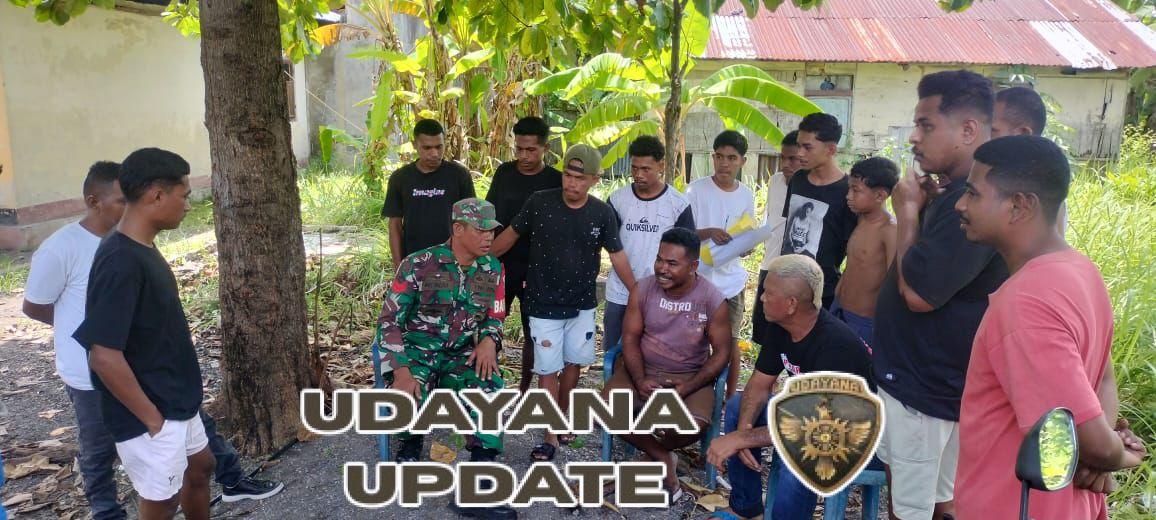 Perkuat Keamanan Lingkungan, Babinsa Wetabua Gelar Komsos di RT 08