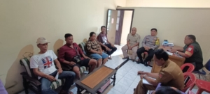 Babinsa dan Bhabinkamtibmas Fasilitasi Mediasi Warga Terkait Dugaan Kekerasan terhadap Anak di Desa Bubunan