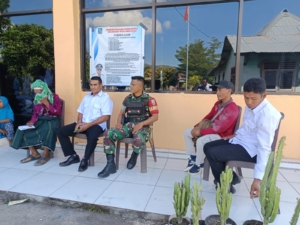 Babinsa Desa Riwo Perkuat Sinergi Lewat Komsos Bersama Kades dan Warga