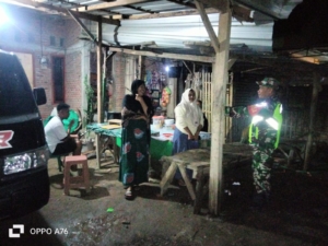 Babinsa Tambe Kampanyekan Tindakan Positif dan Pengamanan Lingkungan Malam Hari