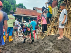 Koramil 07/Monta dan Masyarakat Bersatu Membangun Musholla untuk Perkuat Spirit Kebersamaan