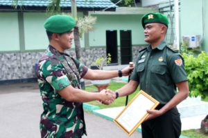 Dandim 1601/Sumba Timur Pimpin Upacara Korp Raport Pindah Satuan