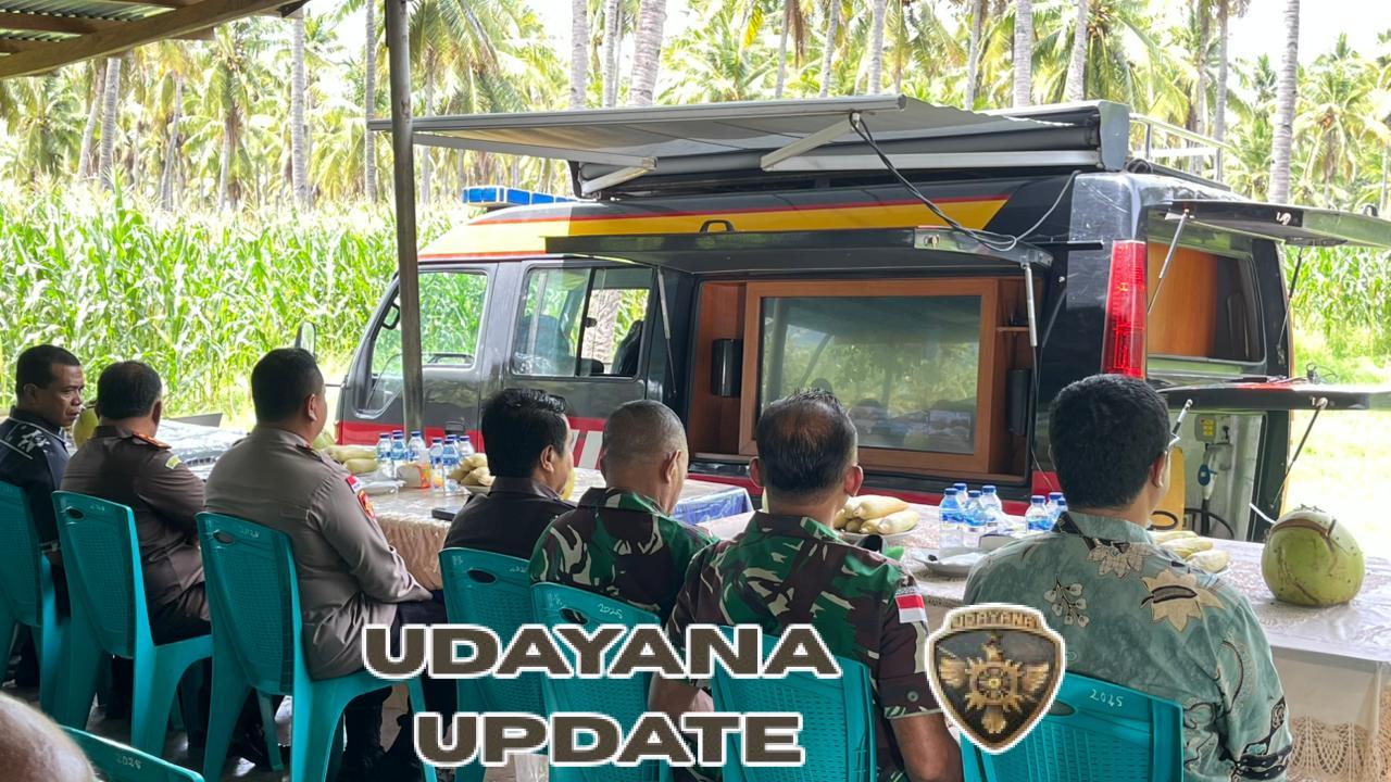 Dukung Ketahanan Pangan Nasional, Kasdim 1603/Sikka Hadiri Panen Raya Jagung di Kabupaten Sikka