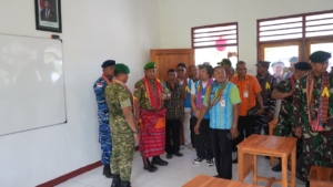 Danrem 161/Wira Sakti Resmikan Program Kolaborasi Pembangunan SMPN Oepoli di Wilayah Perbatasan RI–RDTL