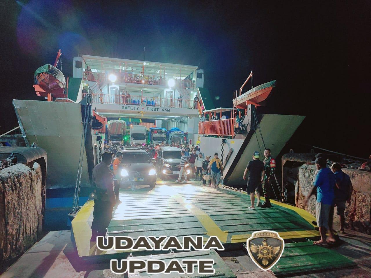 Piket Koramil 1627-02/PB Amankan Bongkar Muatan KM Garda Maritim 3