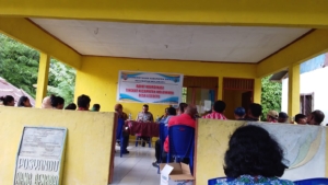 Babinsa Wolowaru Hadiri Rapat Koordinasi Kecamatan di Desa Lisedetu