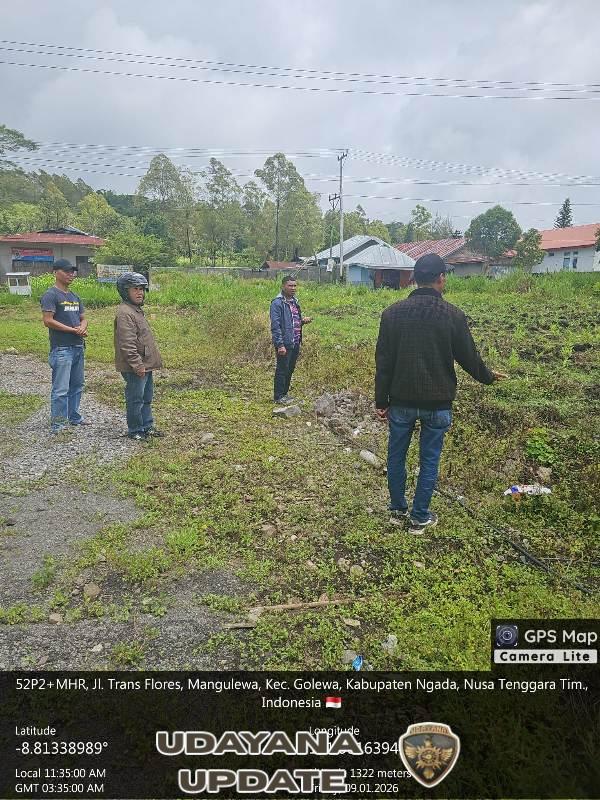 Babinsa Koramil 1625-01/Bajawa Dampingi Pengecekan Lahan Pembangunan Koperasi Merah Putih