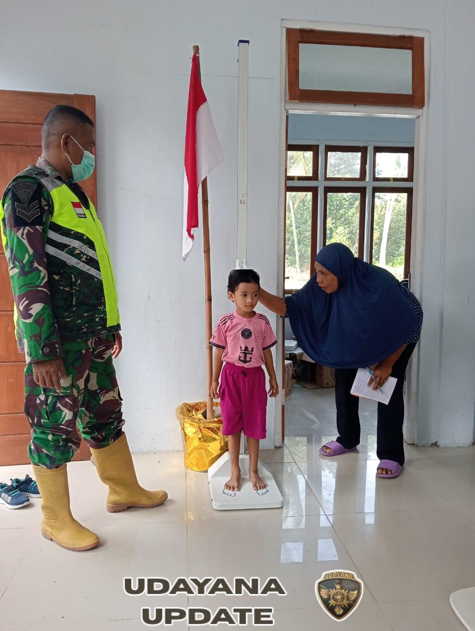 TNI AD Hadir di Tengah Warga, Babinsa Maurole Pantau Kesehatan Balita dan Ibu Hamil