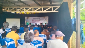 Dukung Tata Kelola Desa, Babinsa Ikuti Pelatihan Raperdes di Brang Rea